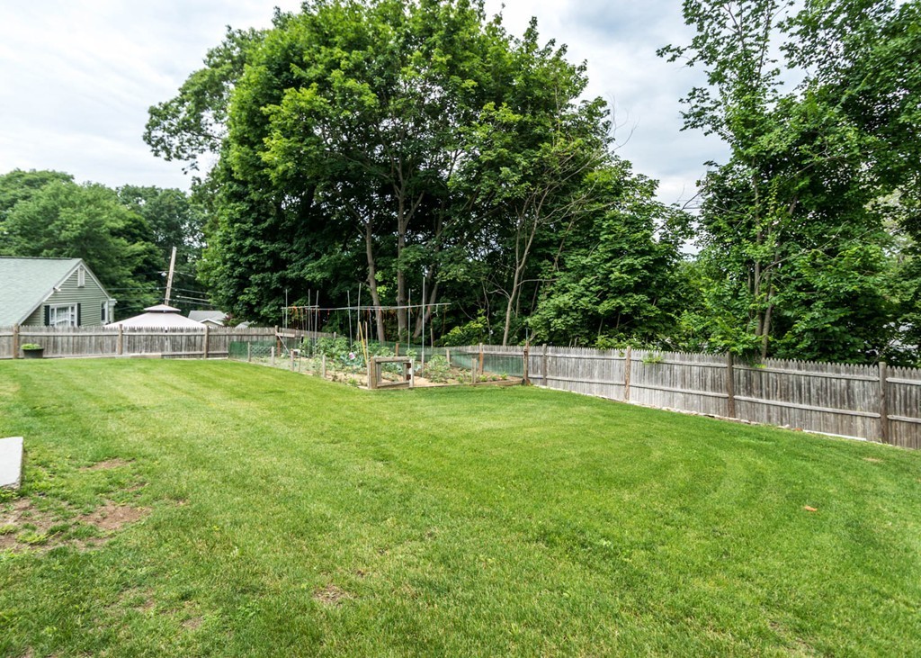 1369 Trapelo Road Waltham, MA 02451 - Photo 26 of 30