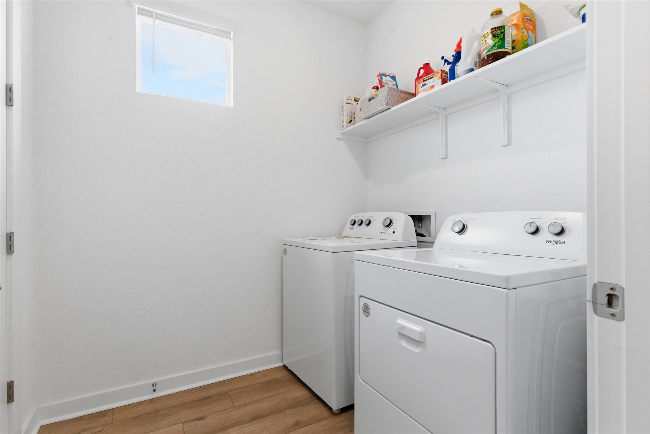105 Nuntree Cove Georgetown, TX 78628 - Photo 18 of 31 a utility room with dryer and washer
