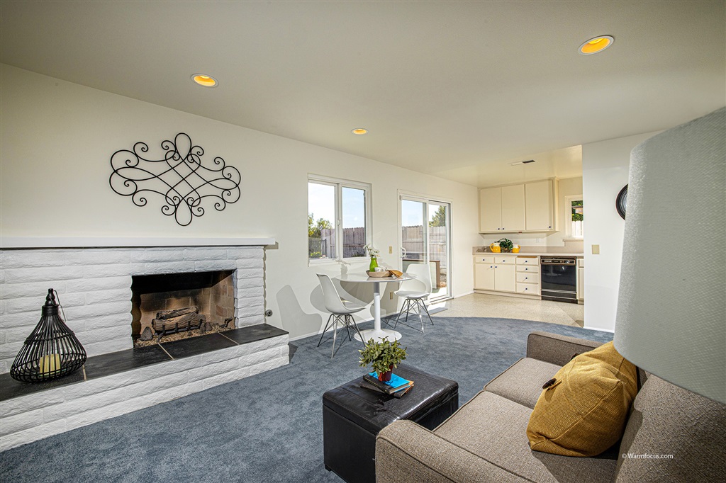 4060 Via Rio Avenue Oceanside, CA 92057 - Photo 9 of 21