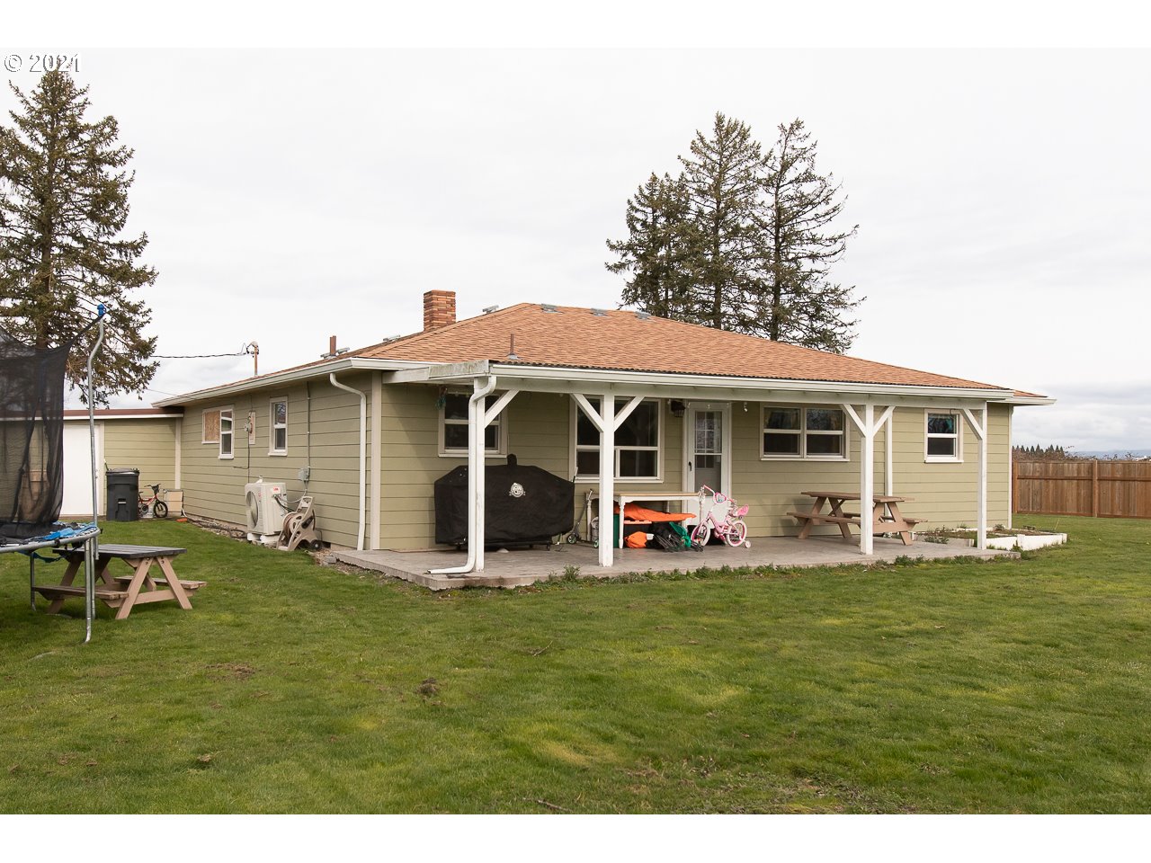 4262 Grand Prairie Road Southeast Albany, OR 97322 - Photo 13 of 29 Gallery Image 13