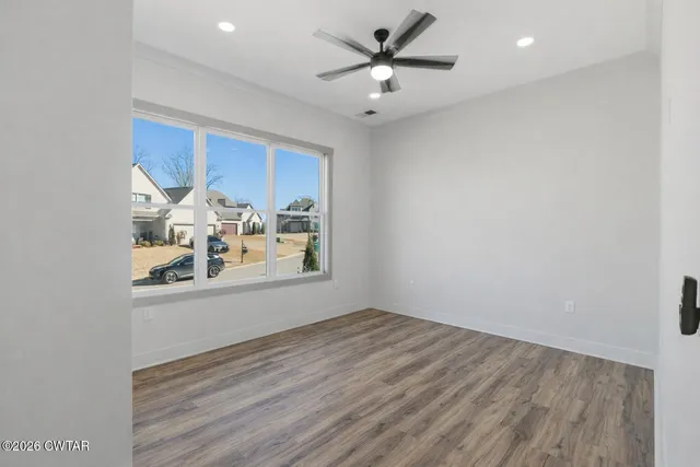 $699,900 | 7 Scenic Lk Cove, Jackson, TN 38305