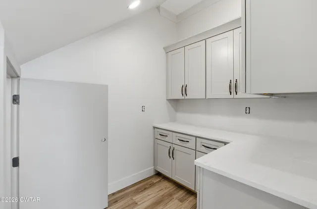 $699,900 | 7 Scenic Lk Cove, Jackson, TN 38305