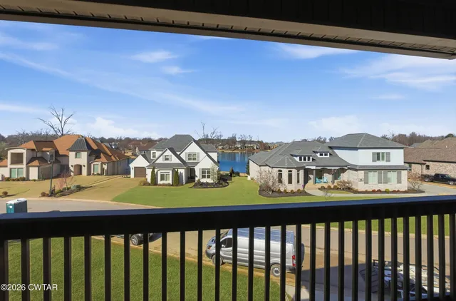 $699,900 | 7 Scenic Lk Cove, Jackson, TN 38305