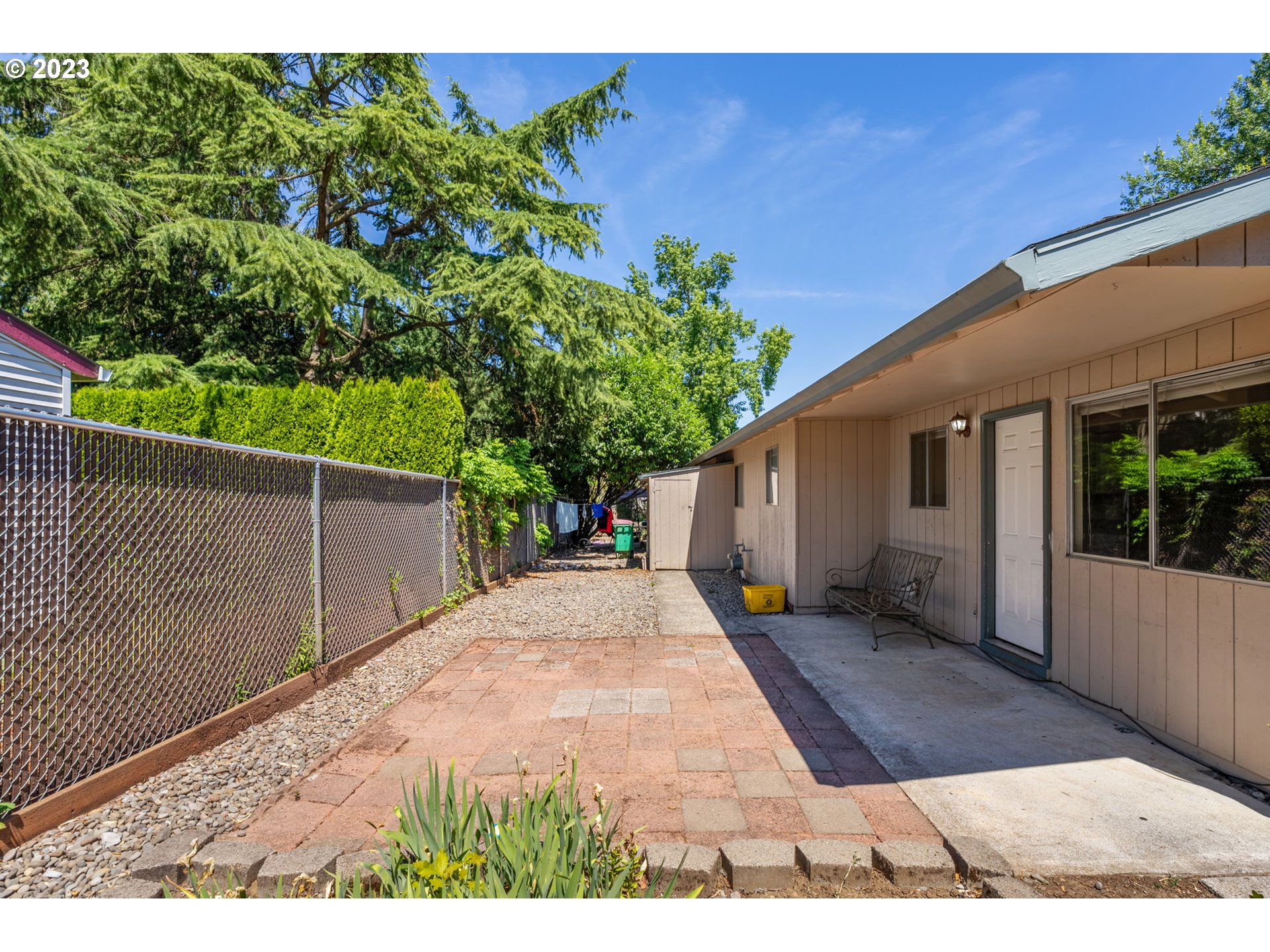 12835 Southeast Foster Road Portland, OR 97236 - Photo 5 of 6 Gallery Image 5