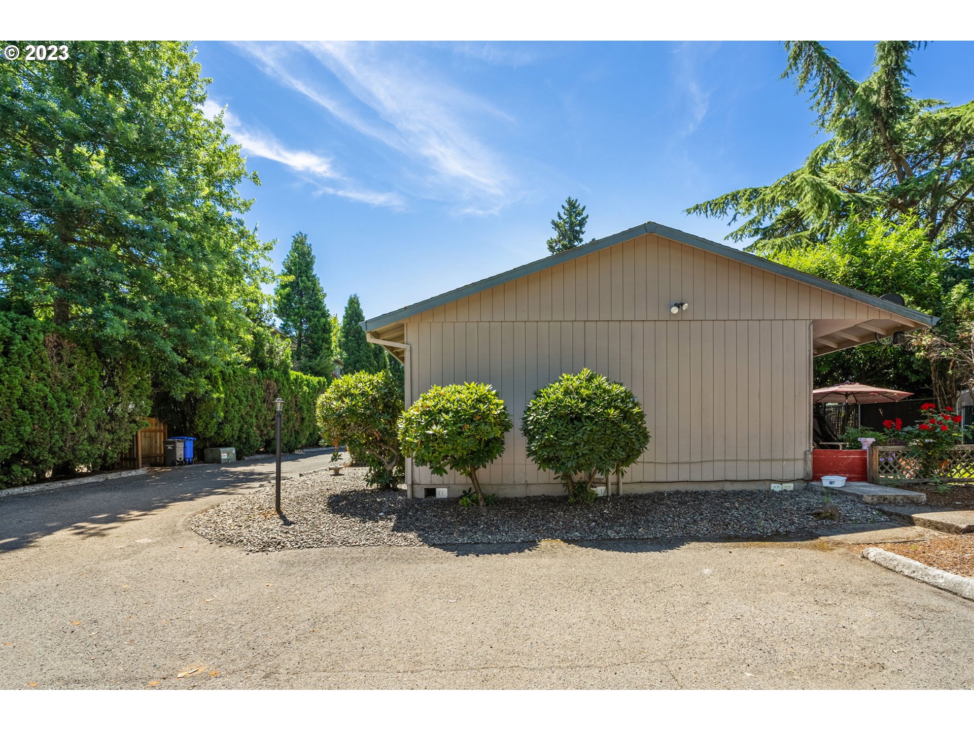 12835 Southeast Foster Road Portland, OR 97236 - Photo 6 of 6 Gallery Image 6