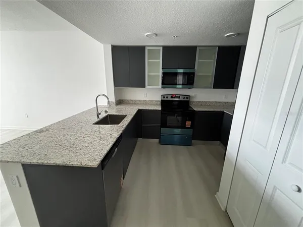 $1,350 | 5563 Millennia Park Drive, Unit 411, Orlando, FL 32839
