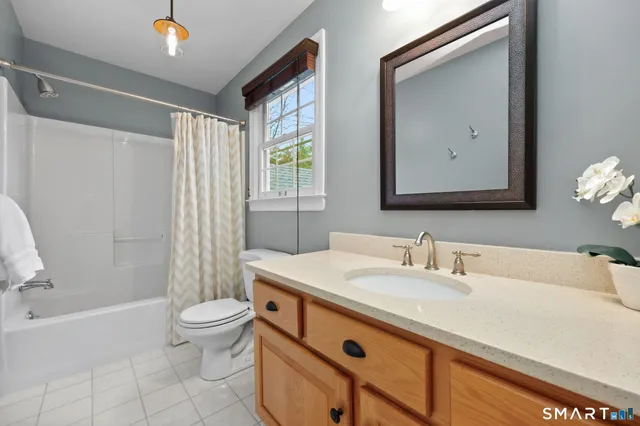 $999,000 | 57 Little Fox Lane, Southbury, CT 06488