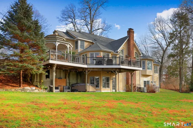 $999,000 | 57 Little Fox Lane, Southbury, CT 06488