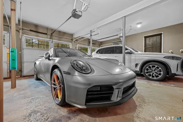 $999,000 | 57 Little Fox Lane, Southbury, CT 06488