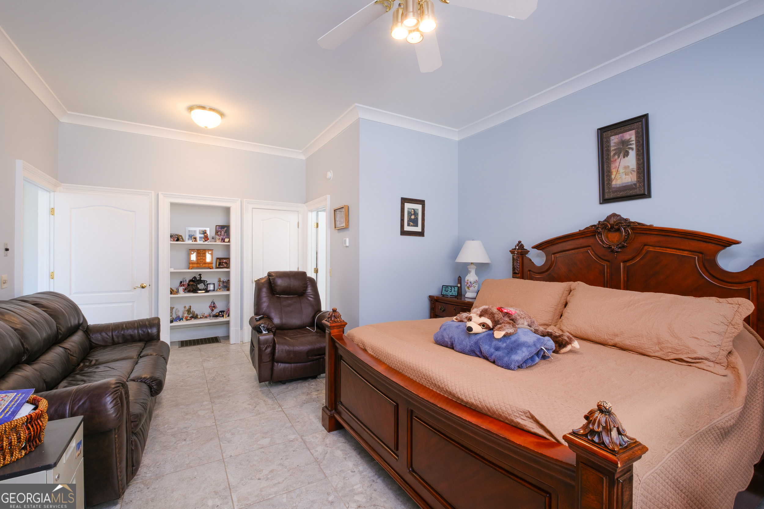 1900 Country Club Road Statesboro, GA 30458 - Photo 25 of 80 a bedroom with furniture and flowerpot
