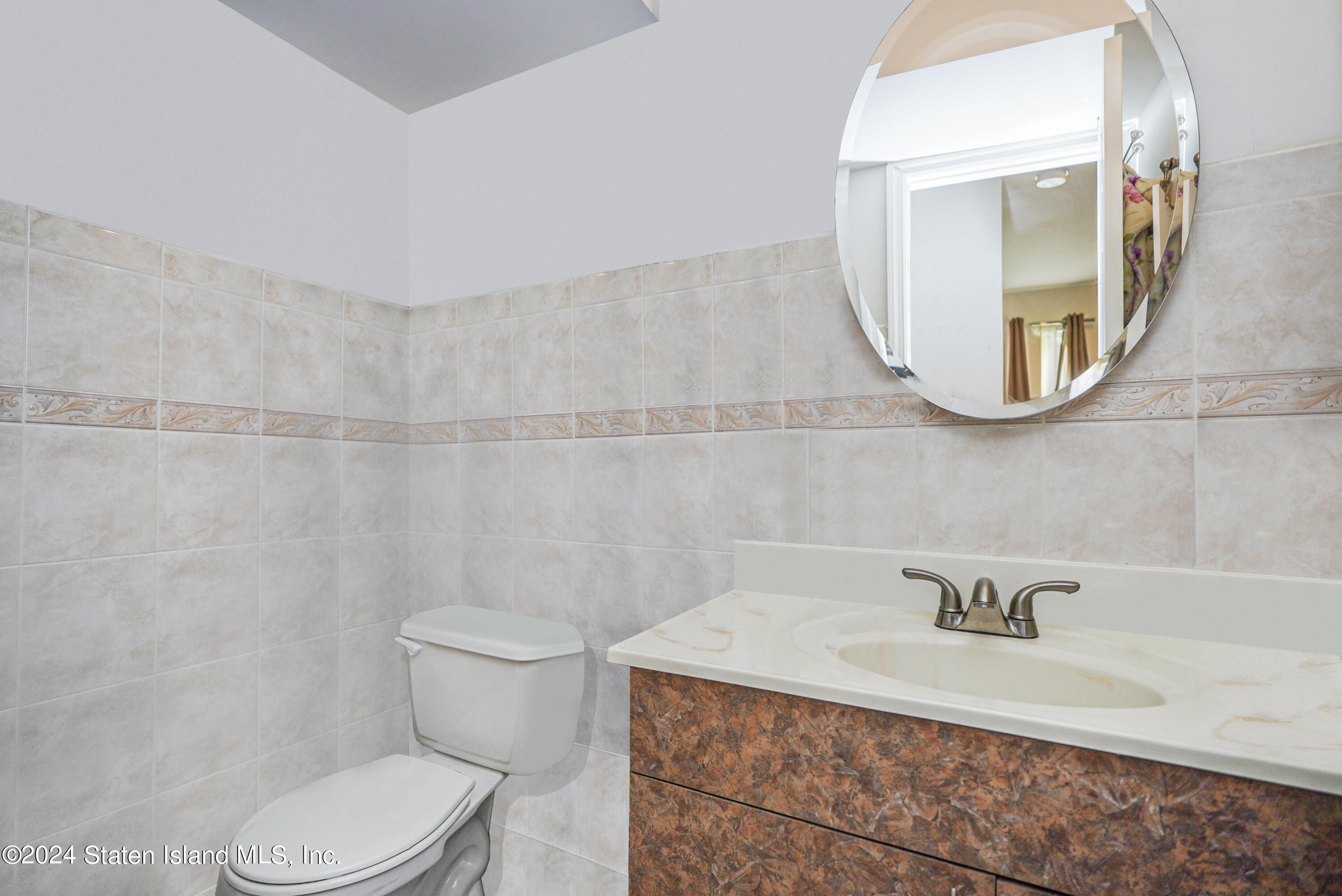 10 Gregory Lane Staten Island, NY 10314 - Photo 17 of 17 Photo Jul 09 2024, 8 20 12 PM