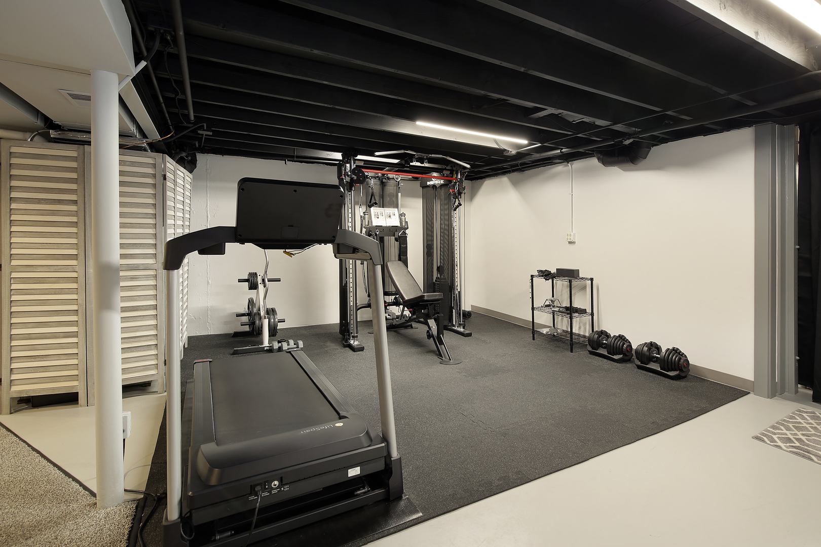 2040 Maplewood Road Northbrook, IL 60062 - Photo 21 of 30 a view of a room with gym equipment