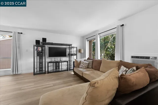 $398,575 | 8975 Alcosta Boulevard, Unit 116, San Ramon, CA 94583