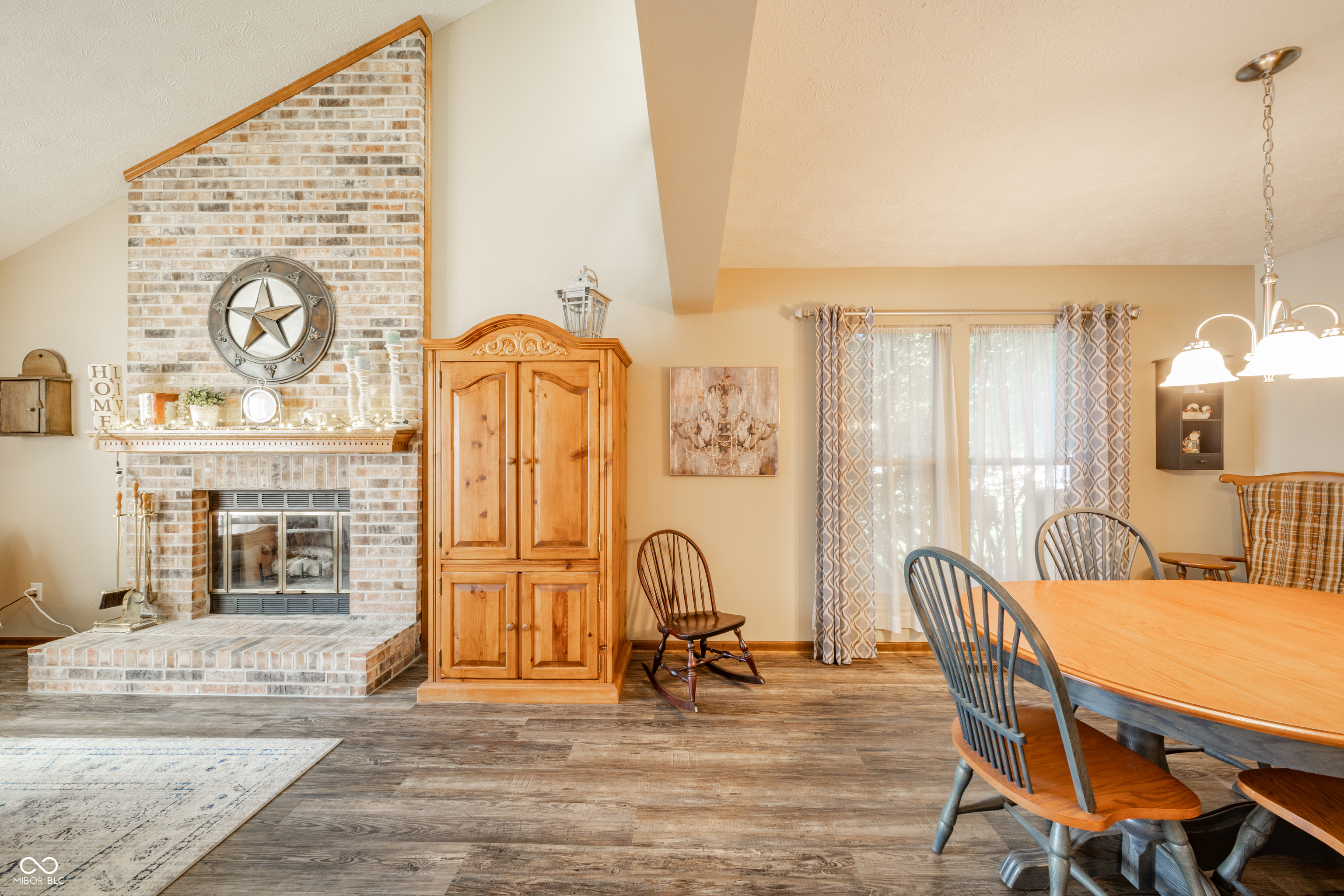 8540 Castle Ridge Lane Indianapolis, IN 46256 - Photo 13 of 47