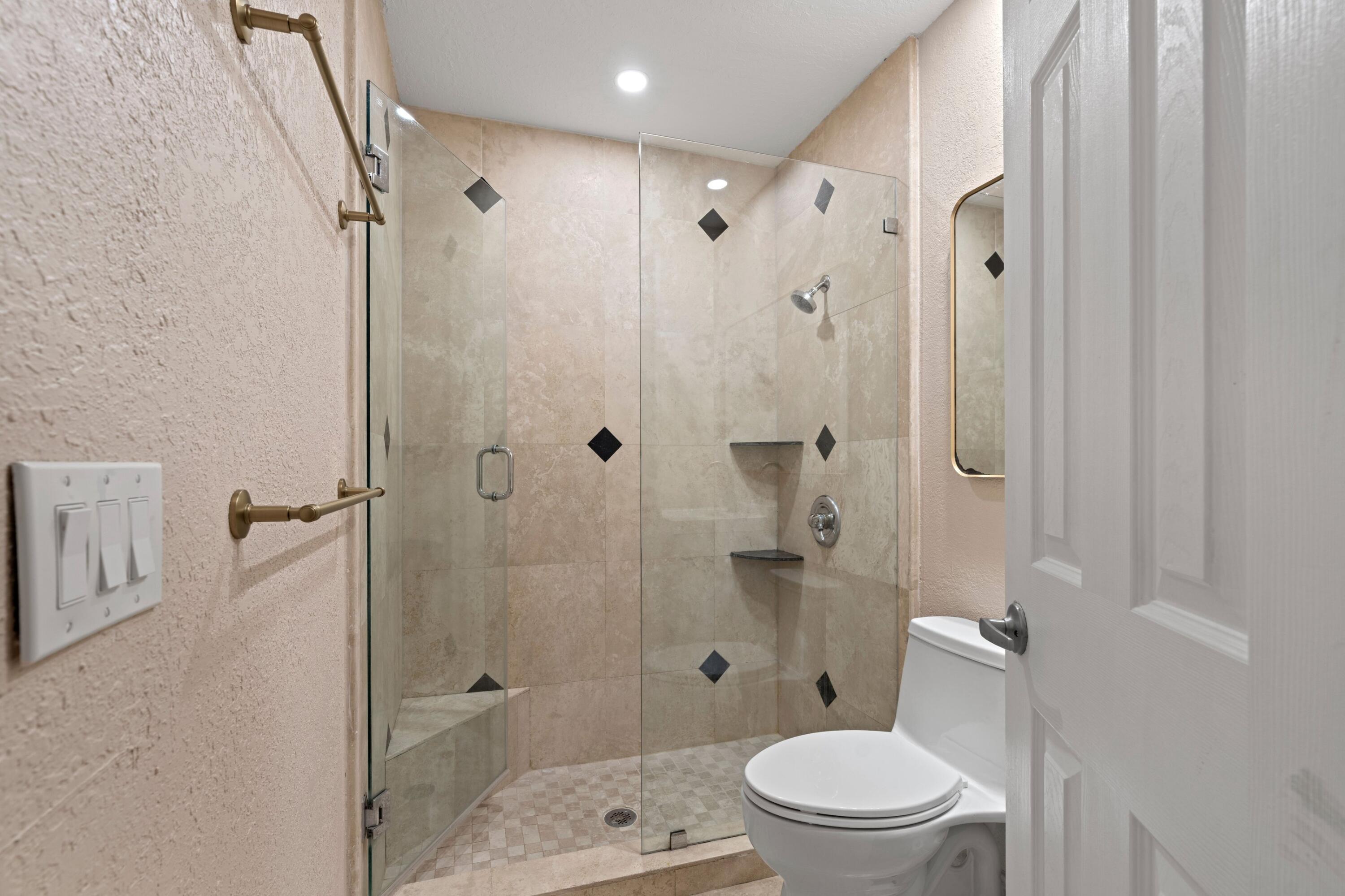 319 Southwest 2nd Street Boca Raton, FL 33432 - Photo 14 of 48 Bathroom 4