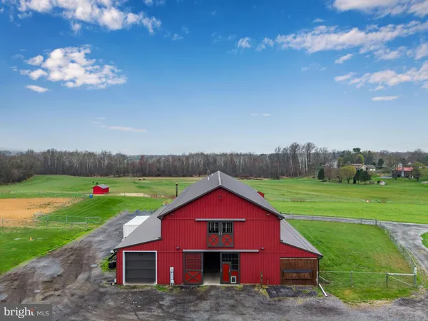 $1,899,900 | 67 East Yellowbreeches Road, Carlisle, PA 17015