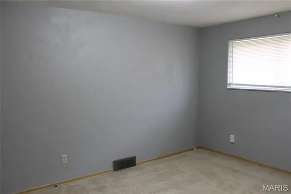 $1,550 | 7428 Morgan Ford Road, St. Louis, MO 63116