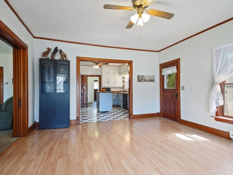 111 East 4th Street Riverside, IA 52327 - Photo 13 of 26 Gallery Image 13