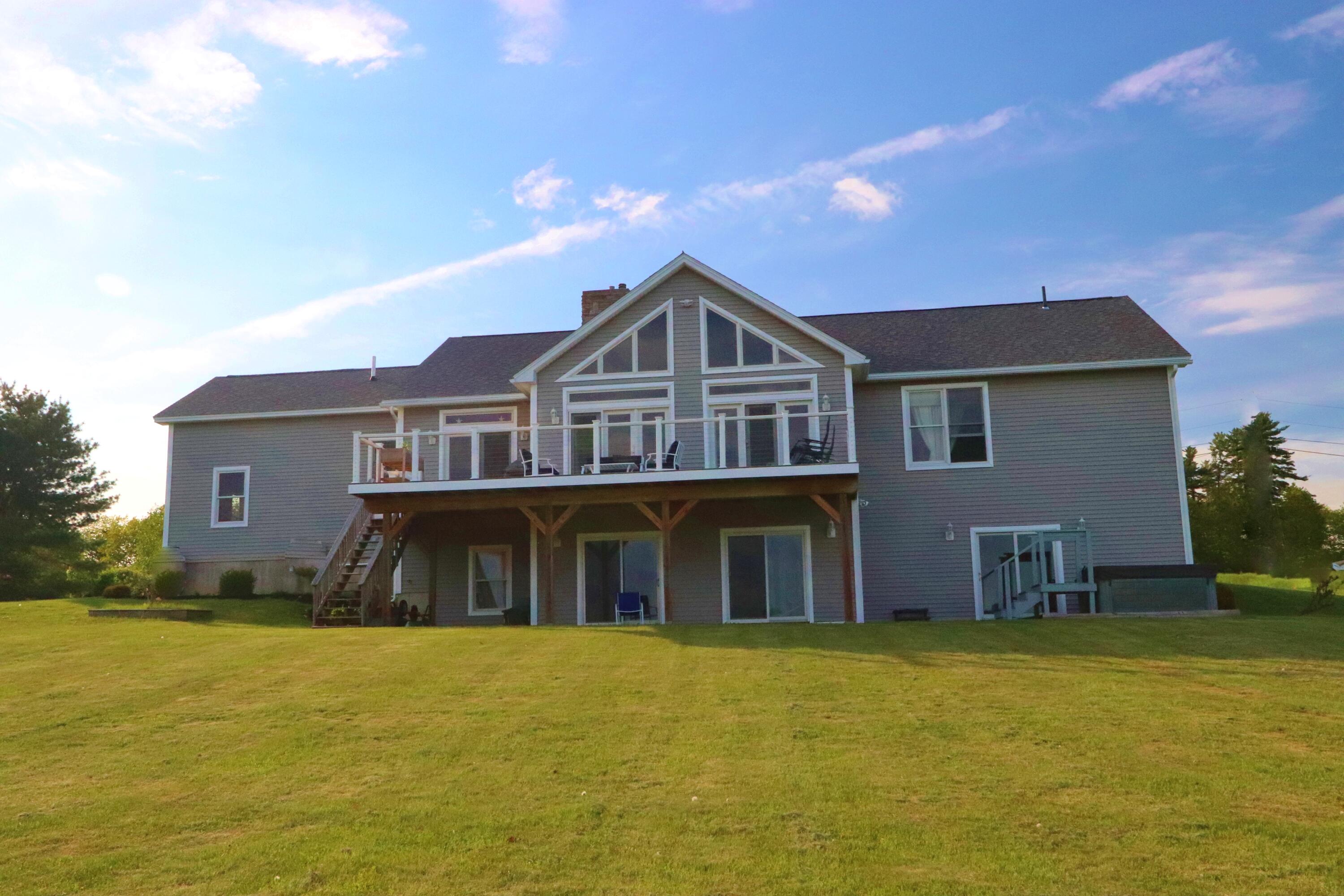51 Pine Ledge Road Bangor, ME 04401 - Photo 2 of 32 4