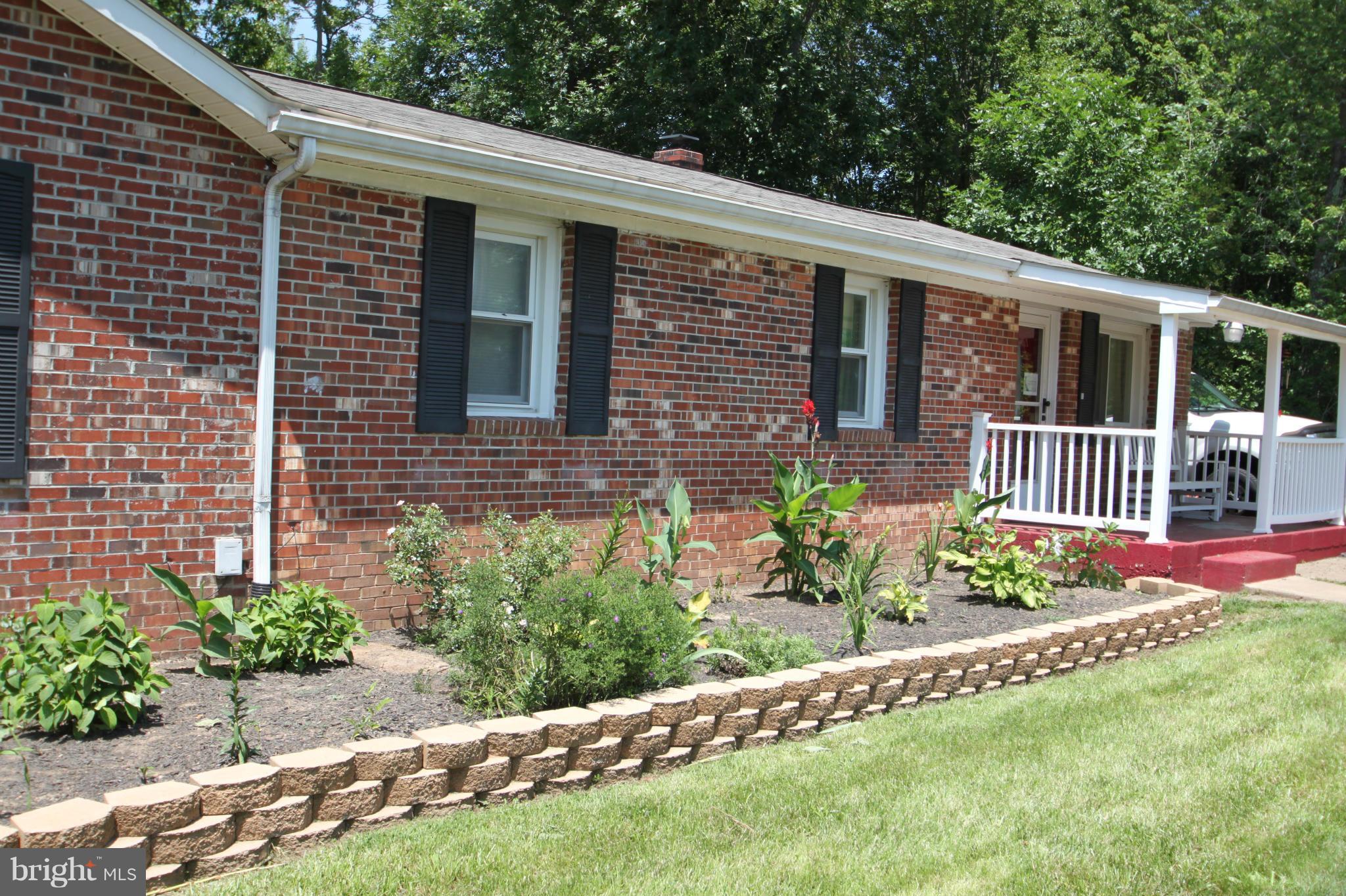 15158 Inlet Road Culpeper, VA 22701 - Photo 3 of 25 Exterior (Front)