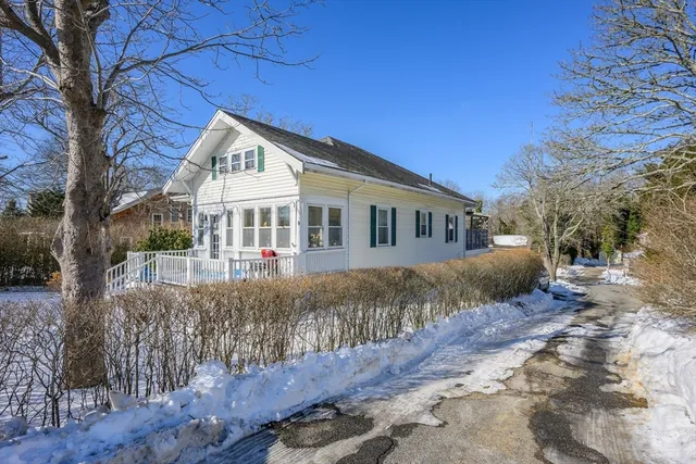 $2,150,000 | 88 Route 6A, Orleans, MA 02653