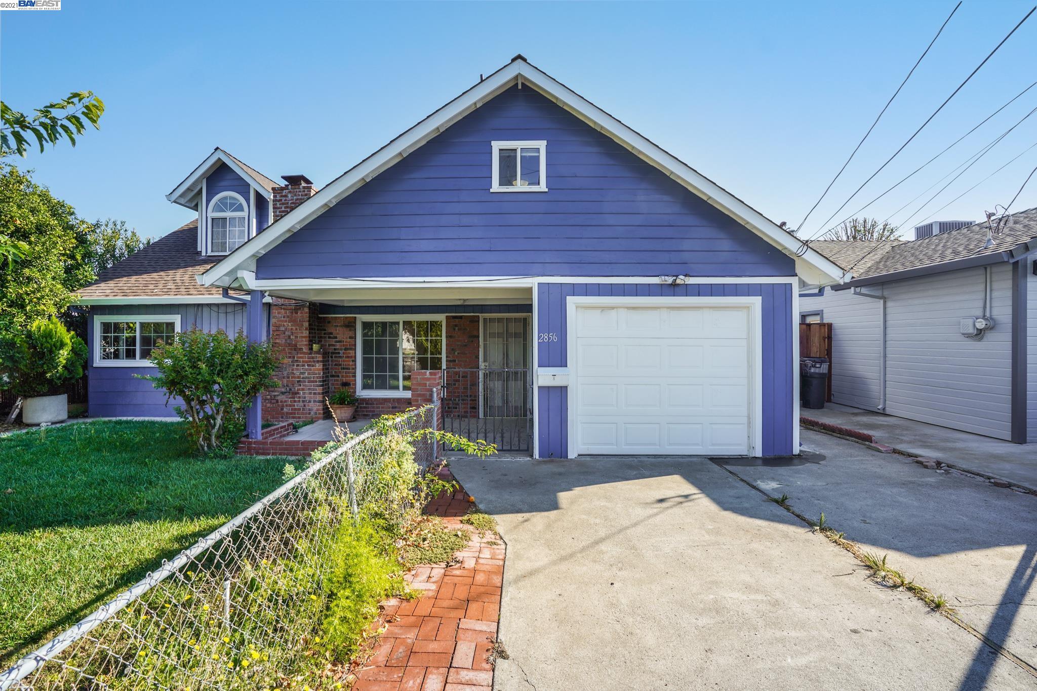 2856 Hillside Avenue Concord, CA 94520 - Photo 1 of 1 a front view of a house with garden