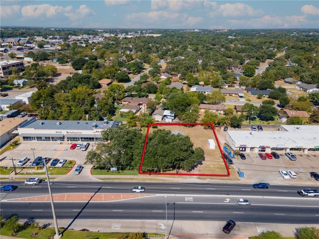 720 East Villa Maria Road Bryan, TX 77802 - Photo 7 of 17