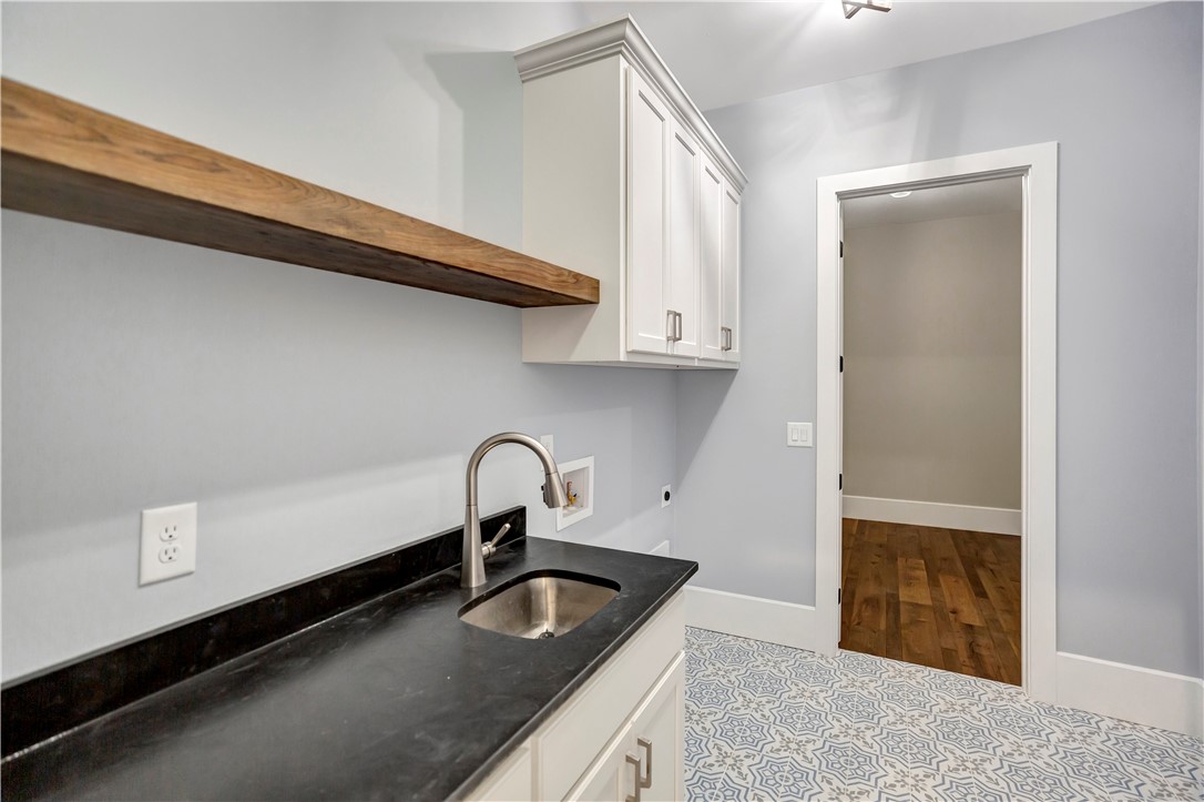 327 McAlister Road West Union, SC 29696 - Photo 25 of 45 Main Level Laundry