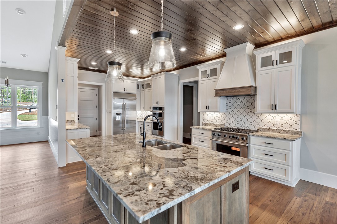 327 McAlister Road West Union, SC 29696 - Photo 4 of 45 Gallery Image 4
