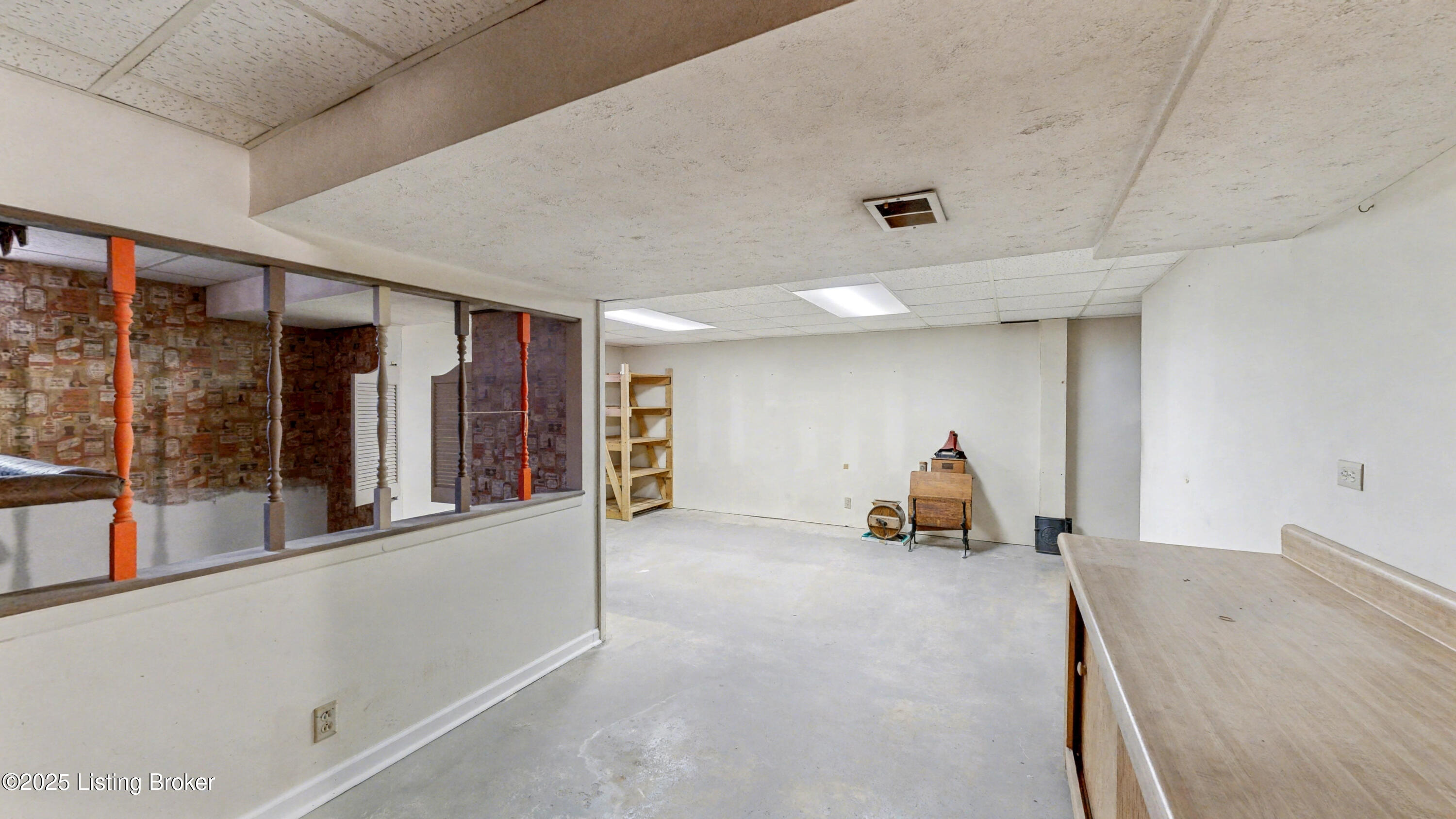 6504 Mandeville Road Louisville, KY 40228 - Photo 34 of 42 6504 Mandeville Rd-36