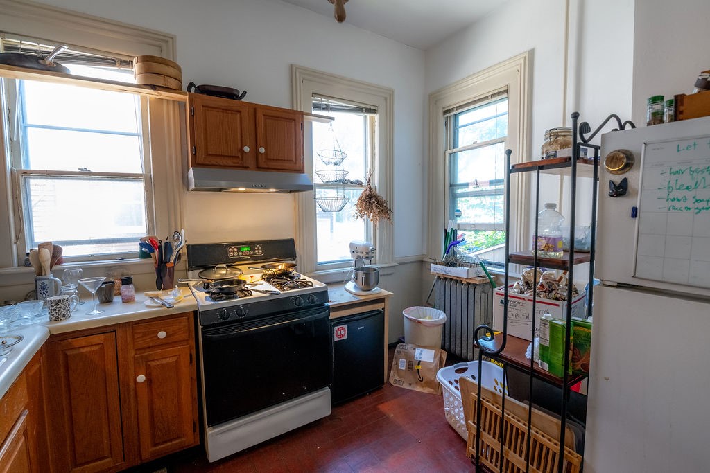 62 Rowley Street Rochester, NY 14607 - Photo 11 of 35 Unit 1 kitchen