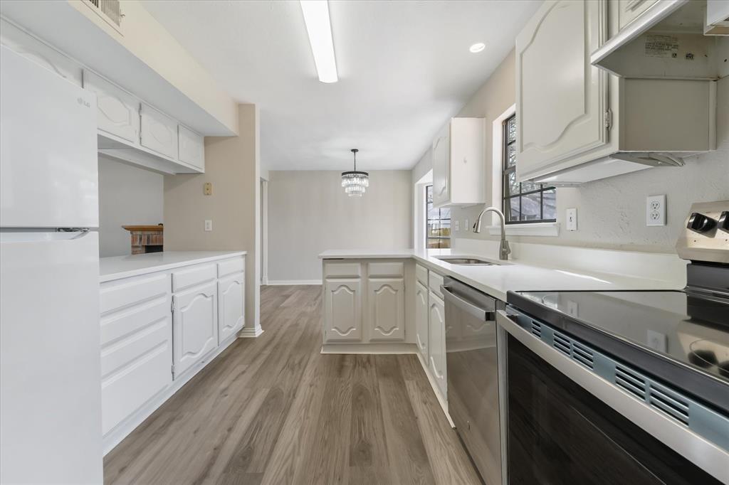 8 Hawthorne Circle Allen, TX 75002 - Photo 9 of 31