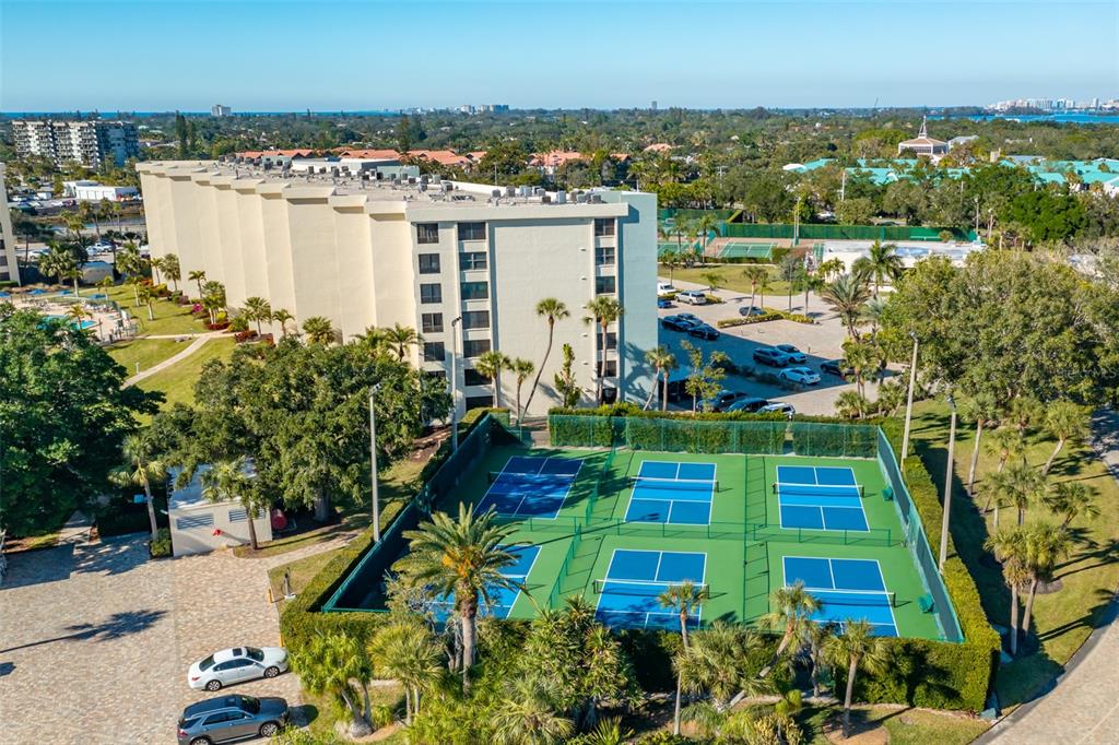 5750 Midnight Pass Road, Unit 309 Sarasota, FL 34242 - Photo 35 of 49 Gallery Image 35