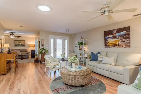 $445,000 | 3184 Brunswick Circle, Palm Harbor, FL 34684