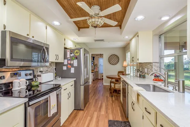 $445,000 | 3184 Brunswick Circle, Palm Harbor, FL 34684