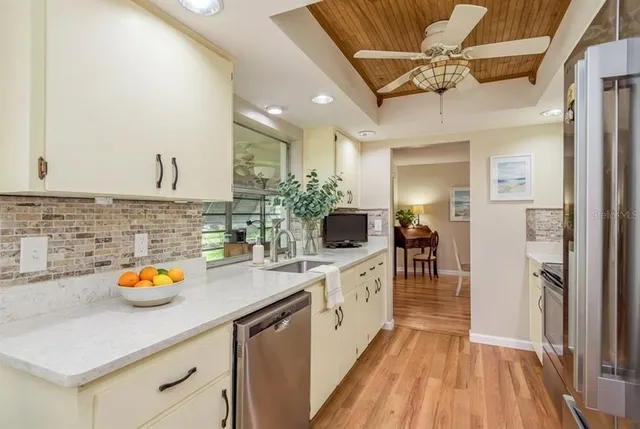 $445,000 | 3184 Brunswick Circle, Palm Harbor, FL 34684