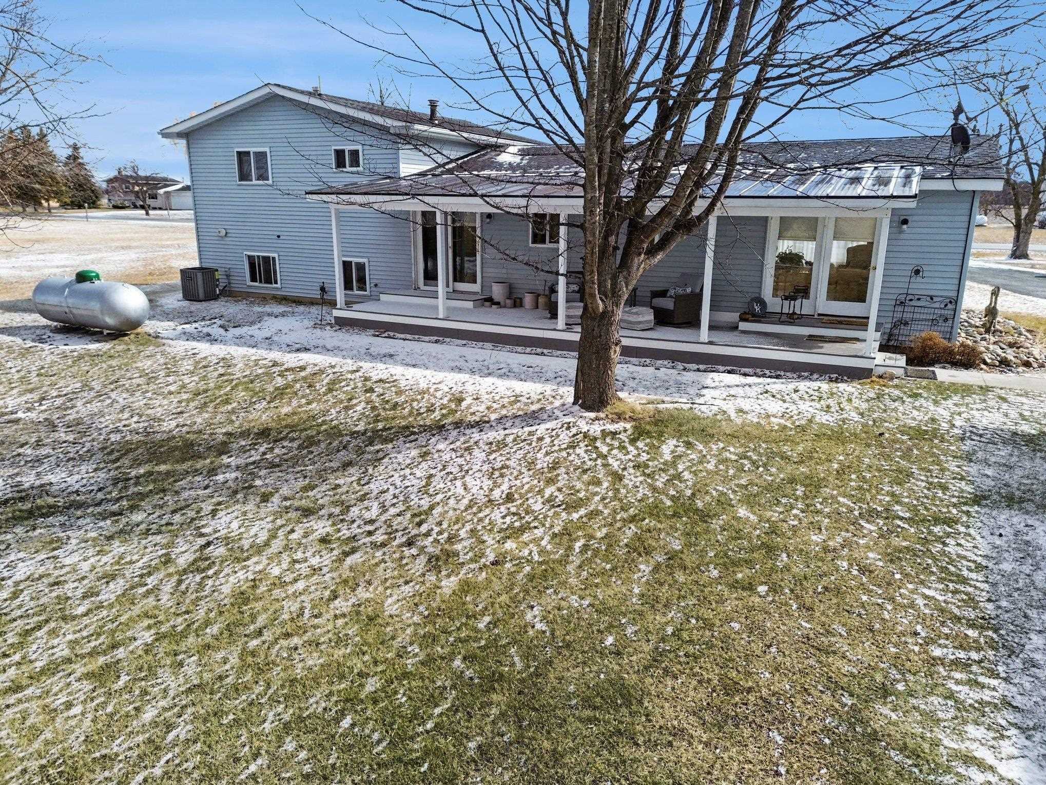 2419 North Tower Beach Road Pinconning, MI 48650 - Photo 25 of 34