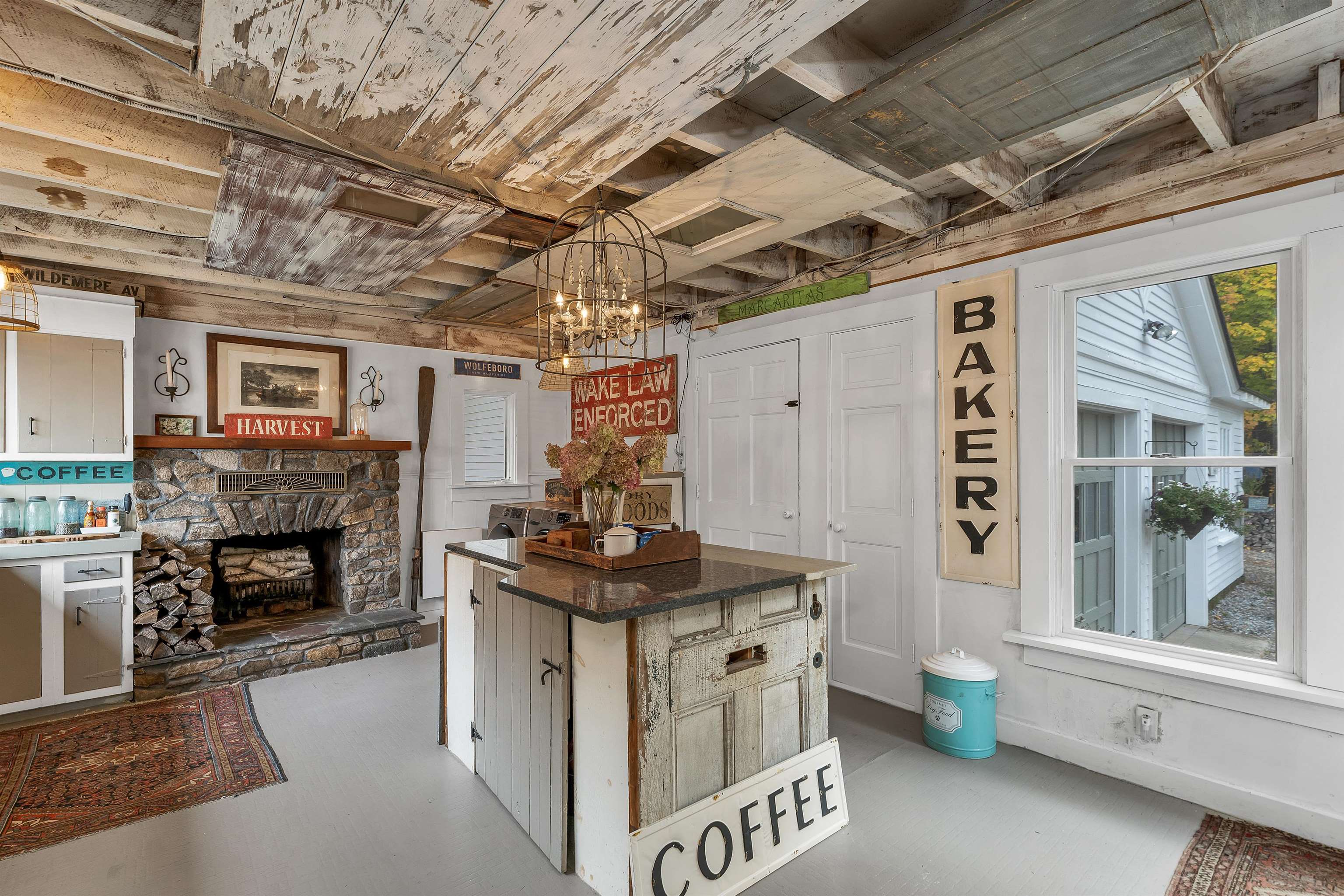 645 North Main Street Wolfeboro, NH 03894 - Photo 13 of 56