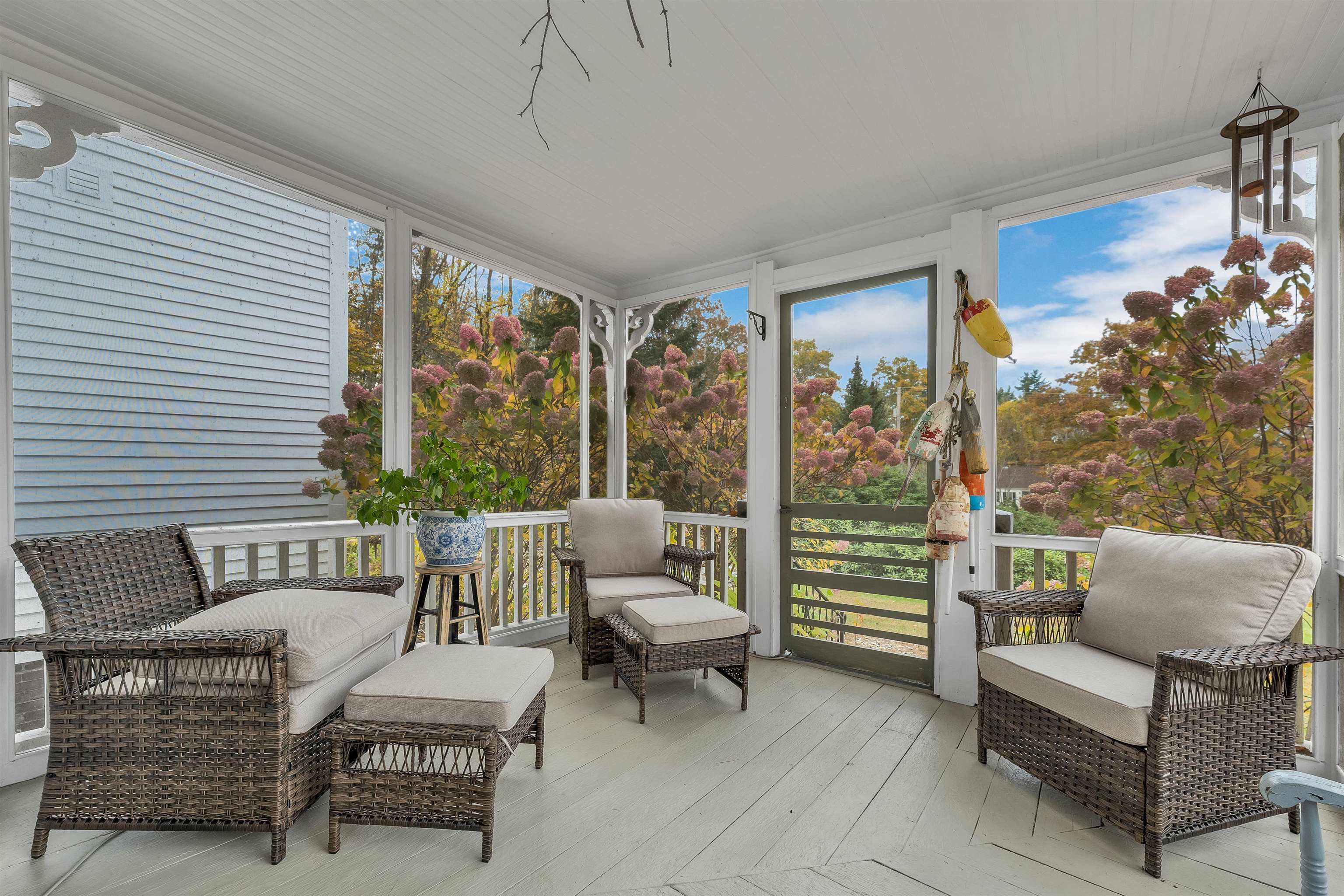 645 North Main Street Wolfeboro, NH 03894 - Photo 7 of 56