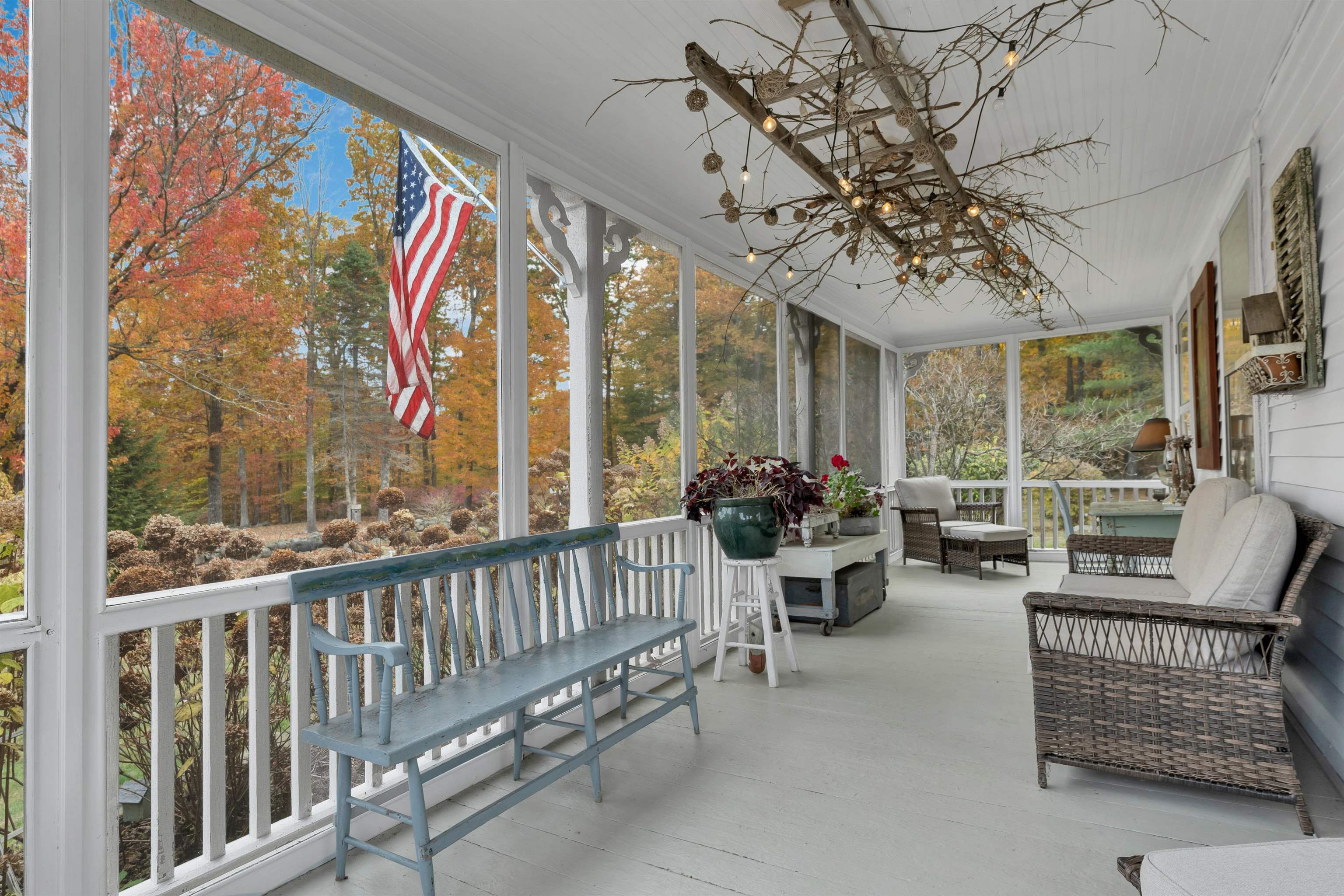 645 North Main Street Wolfeboro, NH 03894 - Photo 9 of 56