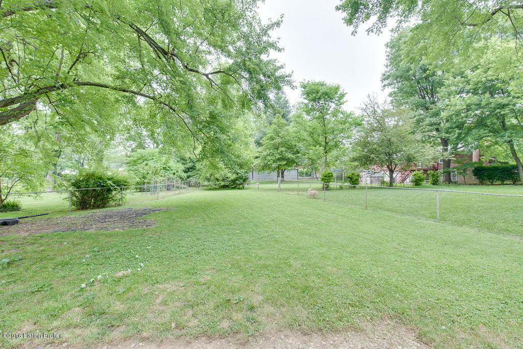 813 Echo Bridge Road Louisville, KY 40243 - Photo 31 of 32 033-Small