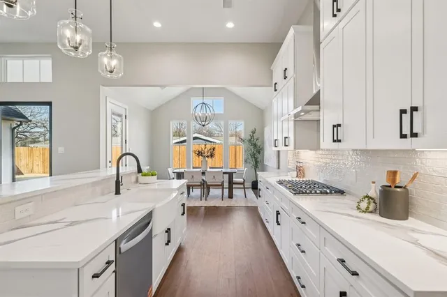 $995,000 | 2638 Evinrude Drive, Grapevine, TX 76051