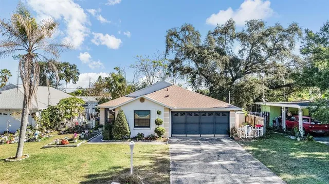 $225,000 | 2050 Telogia Court, Holiday, FL 34690