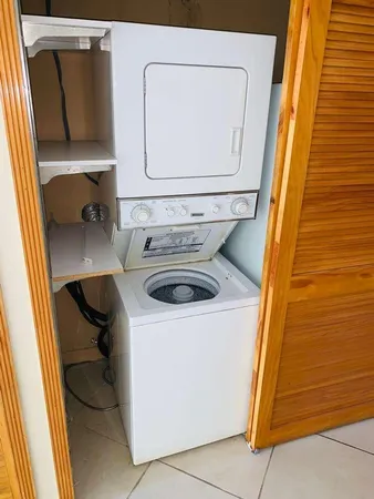 $270,000 | 1750 West 46th Street, Unit 222, Hialeah, FL 33012