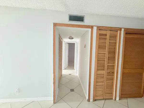 $270,000 | 1750 West 46th Street, Unit 222, Hialeah, FL 33012