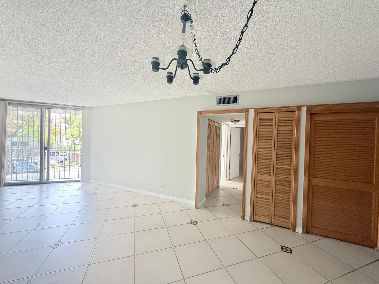 1750 West 46th Street, Unit 222 Hialeah, FL 33012 - Photo 15 of 42 14