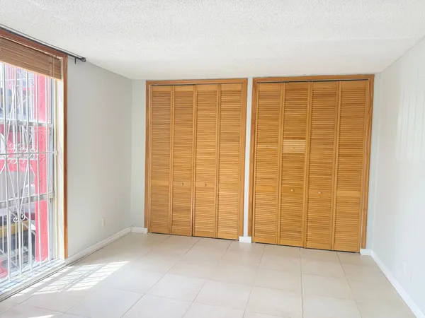 $270,000 | 1750 West 46th Street, Unit 222, Hialeah, FL 33012