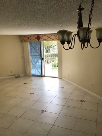 $270,000 | 1750 West 46th Street, Unit 222, Hialeah, FL 33012