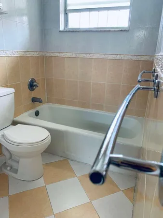 $270,000 | 1750 West 46th Street, Unit 222, Hialeah, FL 33012