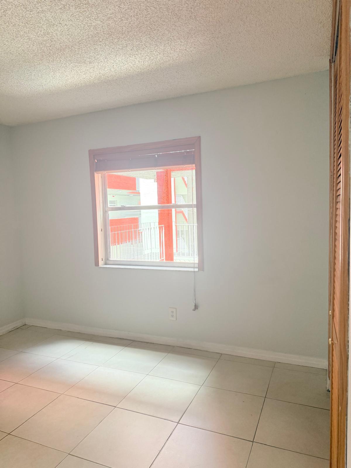 1750 West 46th Street, Unit 222 Hialeah, FL 33012 - Photo 23 of 42 21